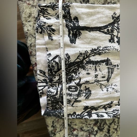 Joie Black and White Linen Pants - Picture 12 of 12